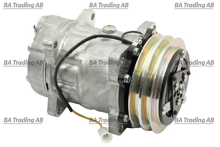 AC COMPRESSOR