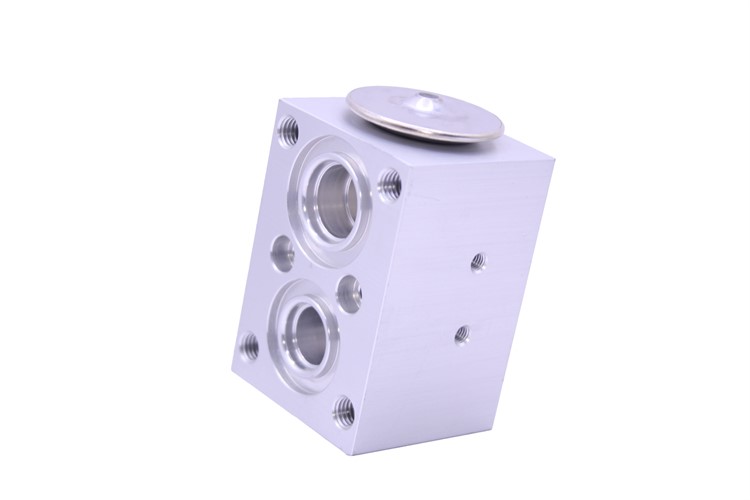 EXPANSION VALVE AC
